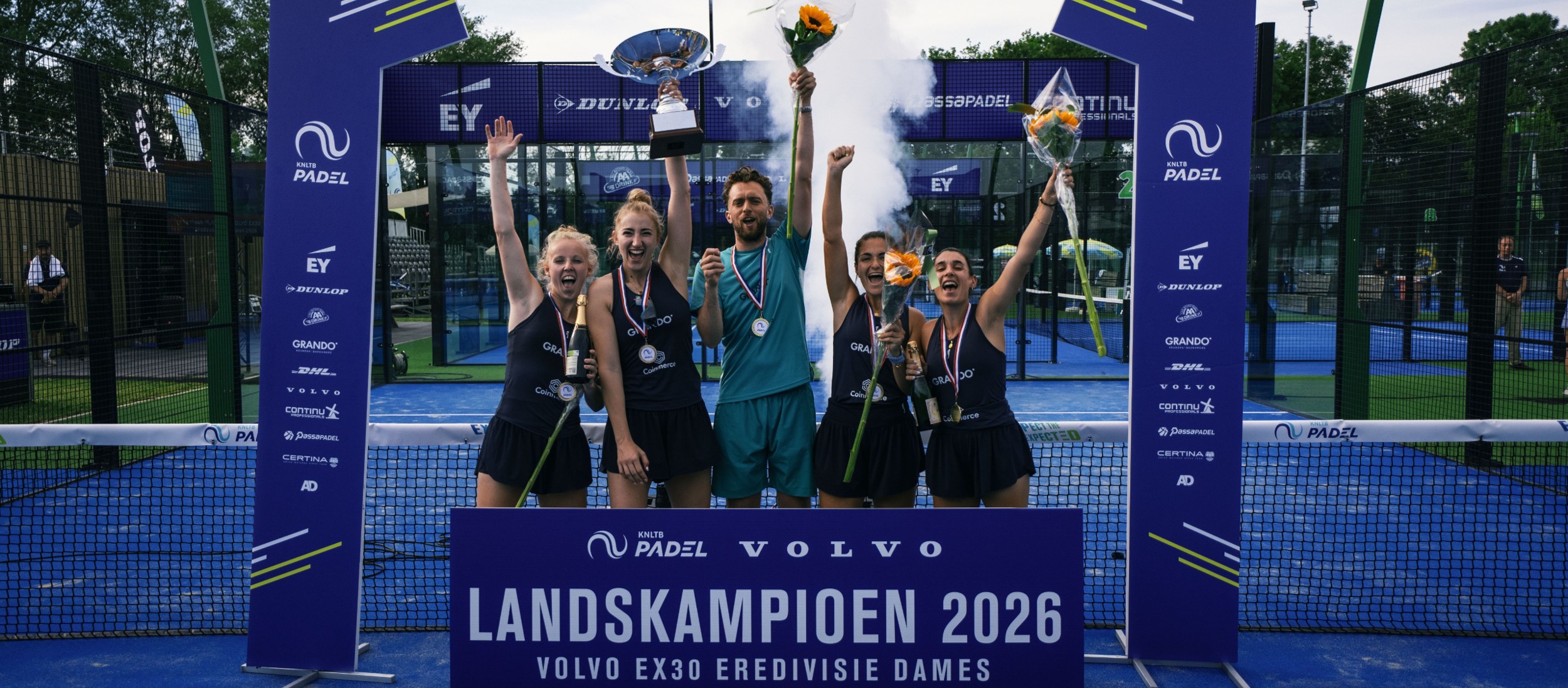 Peakz Rekre X3 kampioen Eredivisie vrouwen